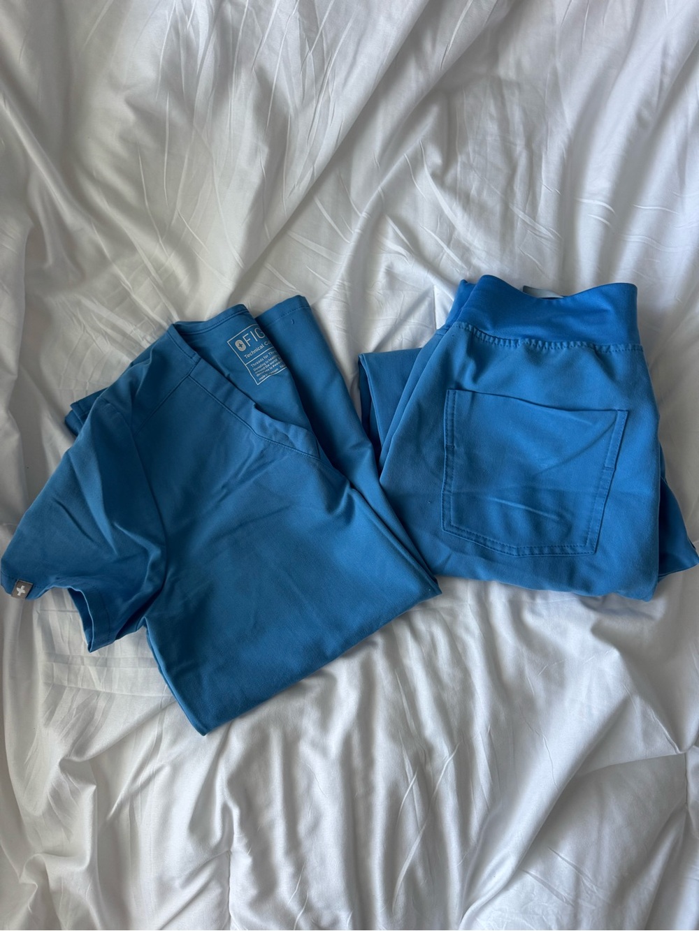 Figs scrub set xs/xxs high waisted Zamora jogger xs Catrina top capri blue xxs